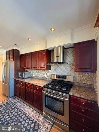 $2,400 | 816 Hendrix Street, Philadelphia, PA 19116