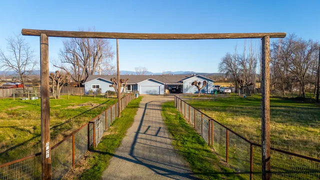 $599,900 | 3721 Drybread Road, Cottonwood, CA 96022