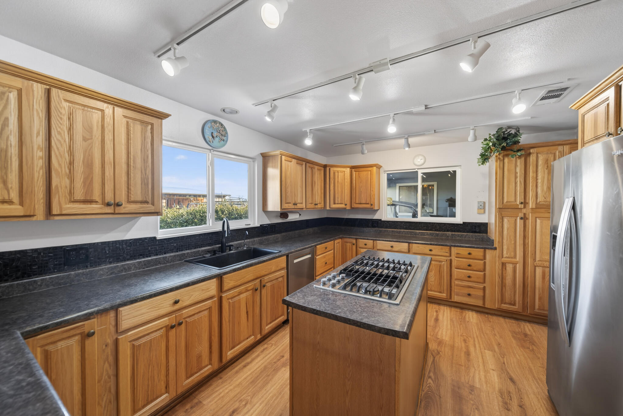 3721 Drybread Road Cottonwood, CA 96022 - Photo 16 of 55 Interior-01