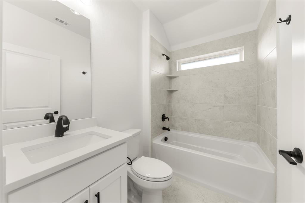2149 Ten Mile Crk Road Celina, TX 75009 - Photo 23 of 28 23. 2149 Ten Mile - 3RD Bath