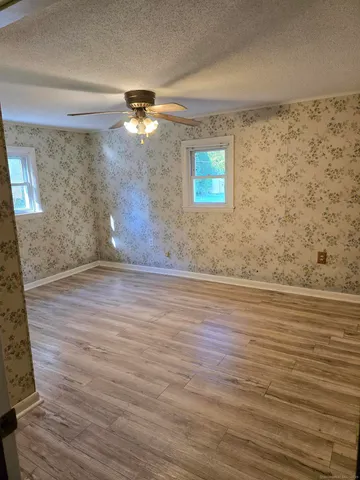 $314,000 | 2 Pawcatuck Avenue, Stonington, CT 06379