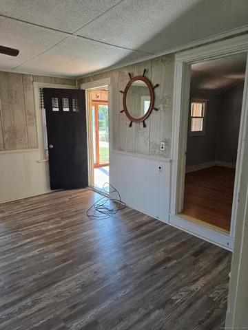 $314,000 | 2 Pawcatuck Avenue, Stonington, CT 06379