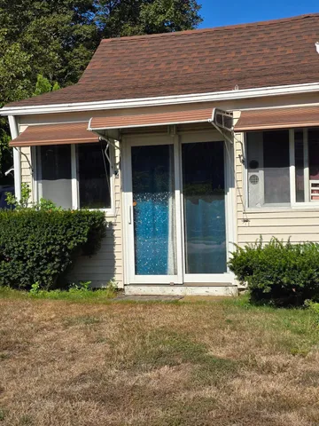 $314,000 | 2 Pawcatuck Avenue, Stonington, CT 06379