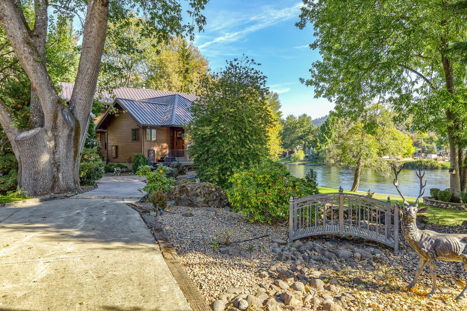 295 Rene Drive Shady Cove, OR 97539 - Photo 56 of 78 RENE (8)