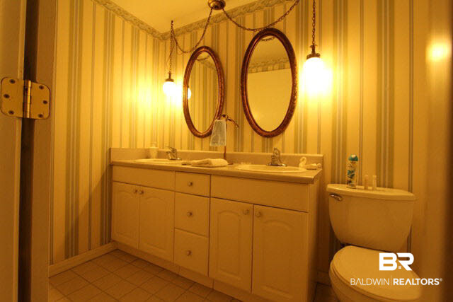 33811 Lost River Road Seminole, AL 36574 - Photo 8 of 24 Bathroom