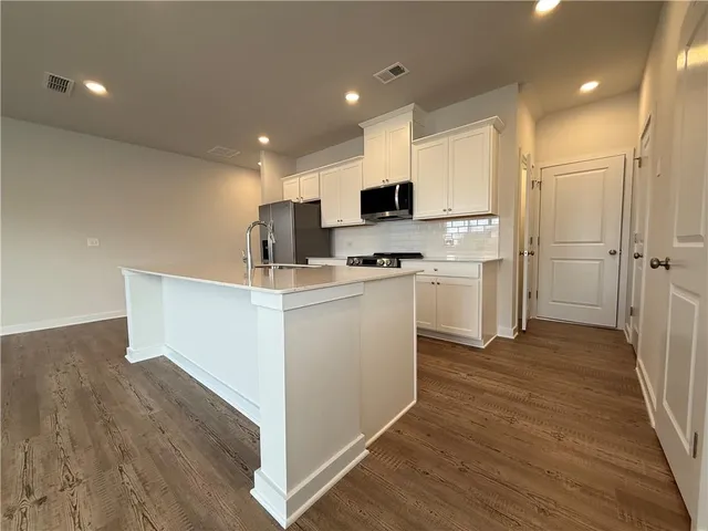 $2,200 | 7253 Mulberry Trace Lane, Flowery Branch, GA 30542