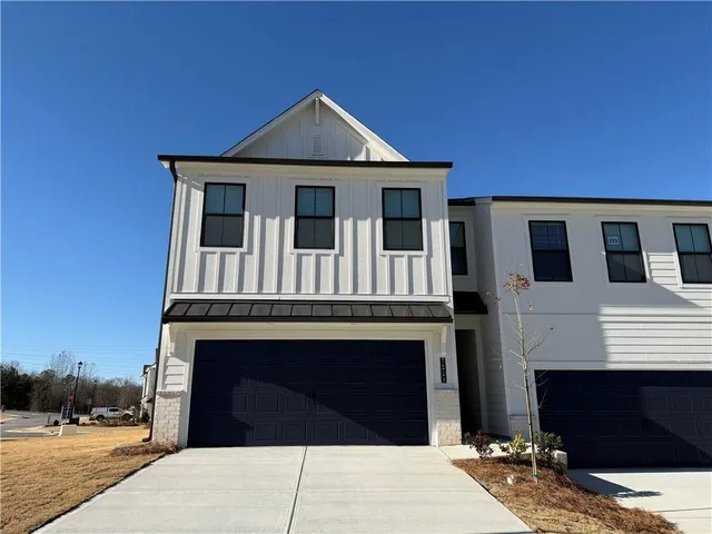 $2,200 | 7253 Mulberry Trace Lane, Flowery Branch, GA 30542