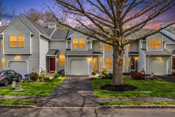 $595,000 | 8 Delaware Lane, Somerville, NJ 08876