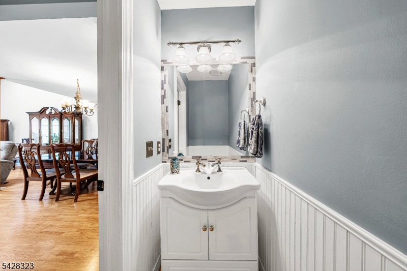 8 Delaware Lane Somerville, NJ 08876 - Photo 16 of 40
