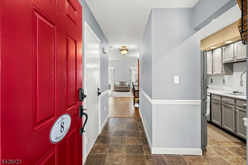 8 Delaware Lane Somerville, NJ 08876 - Photo 6 of 40