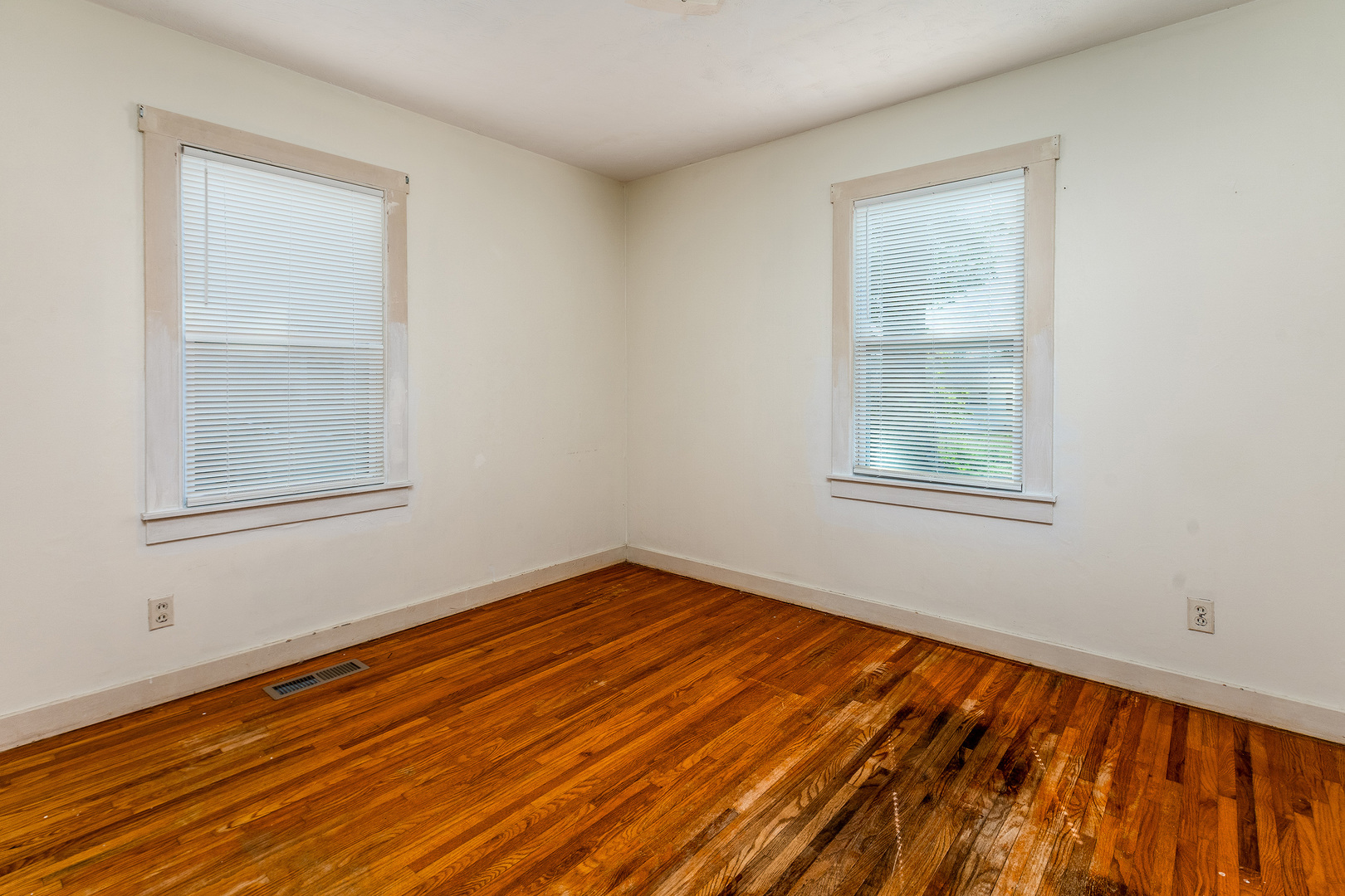 318 South 3rd Street Marion, IL 62959 - Photo 12 of 24