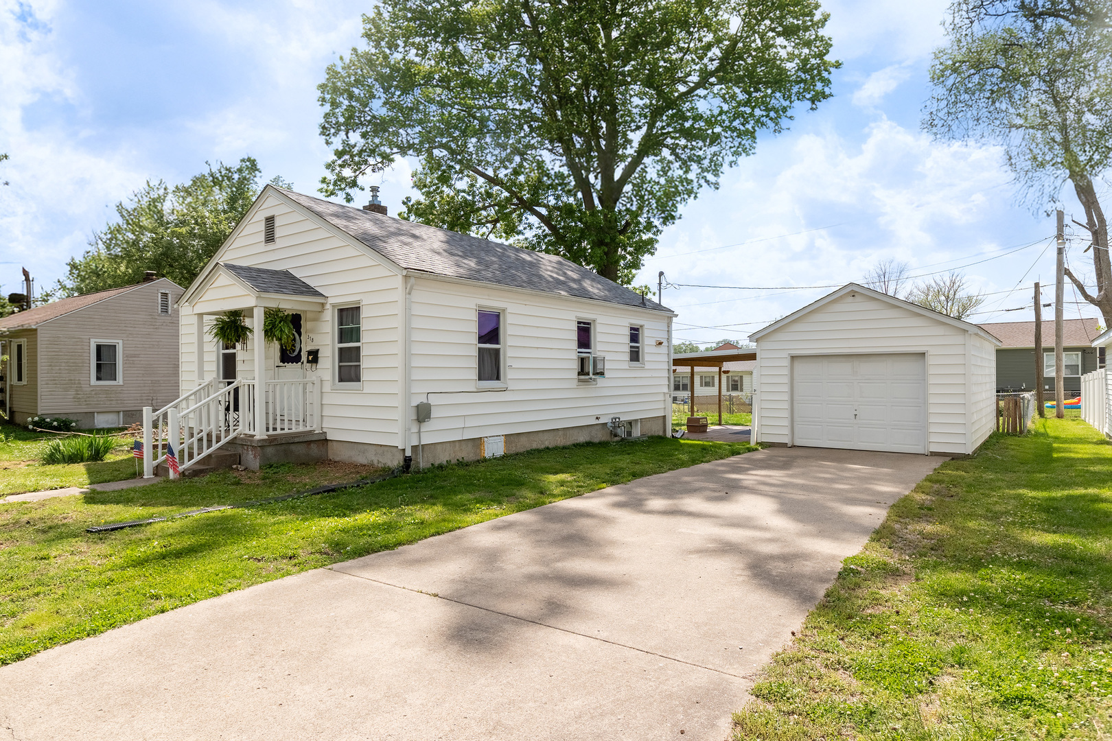 318 South 3rd Street Marion, IL 62959 - Photo 3 of 24