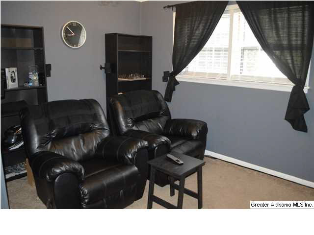 2525 Shoemaker Street Birmingham, AL 35235 - Photo 2 of 32