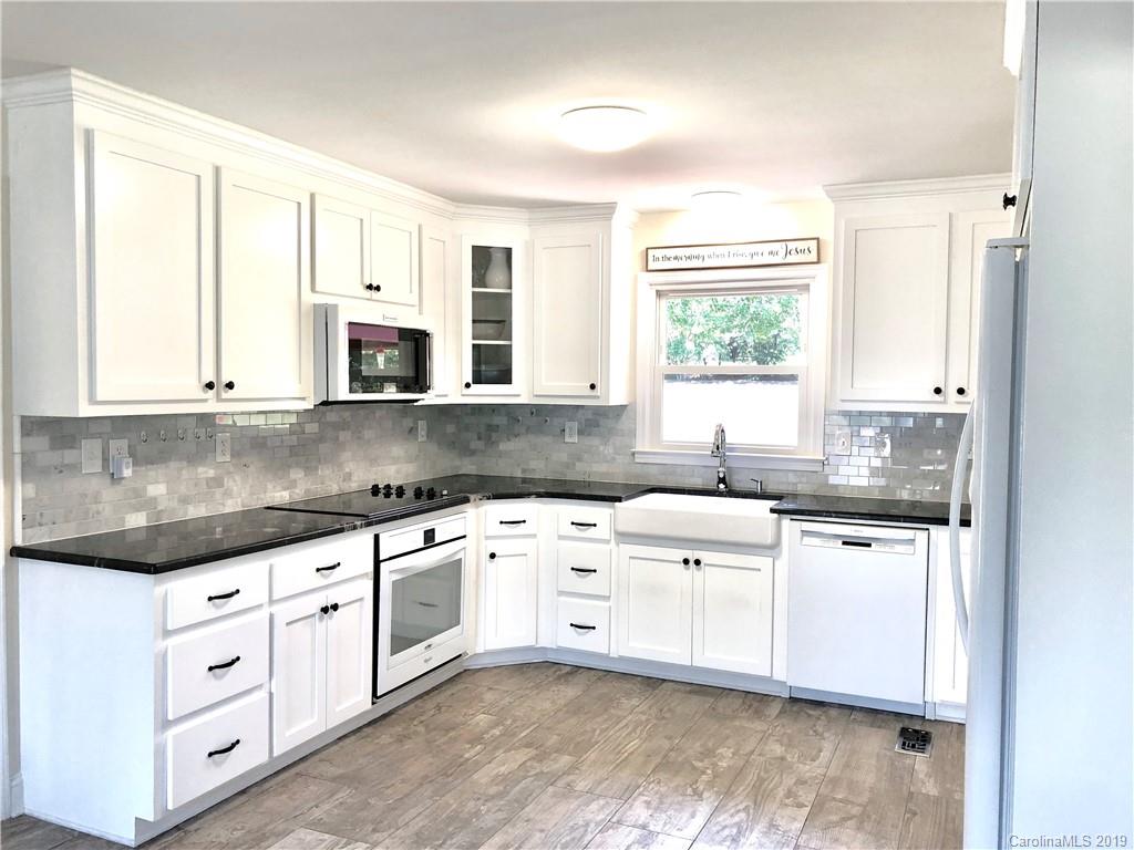 105 White Farm Road Dallas, NC 28034 - Photo 5 of 33 Gallery Image 5