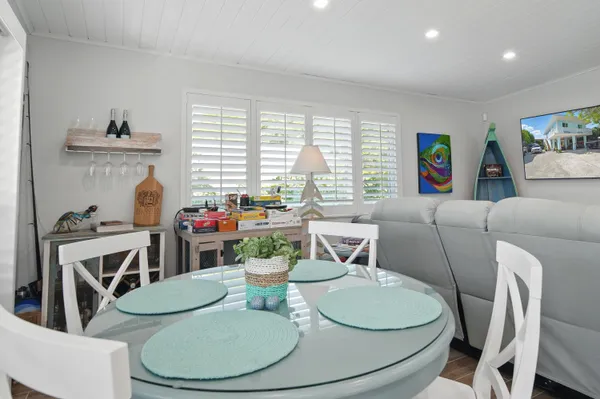 $3,800 | 95401 Overseas Highway, Key Largo, FL 33037