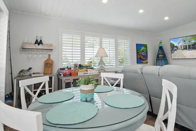 $3,800 | 95401 Overseas Highway, Key Largo, FL 33037