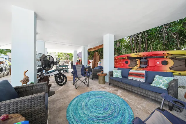 $3,800 | 95401 Overseas Highway, Key Largo, FL 33037