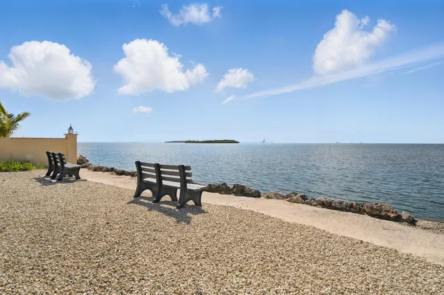 $3,800 | 95401 Overseas Highway, Key Largo, FL 33037