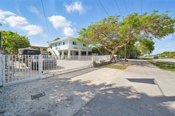 $3,800 | 95401 Overseas Highway, Key Largo, FL 33037