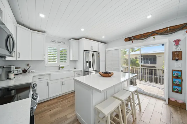 $3,800 | 95401 Overseas Highway, Key Largo, FL 33037