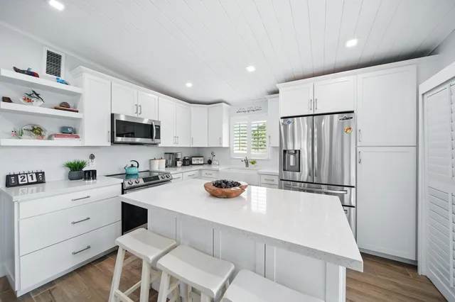 $3,800 | 95401 Overseas Highway, Key Largo, FL 33037