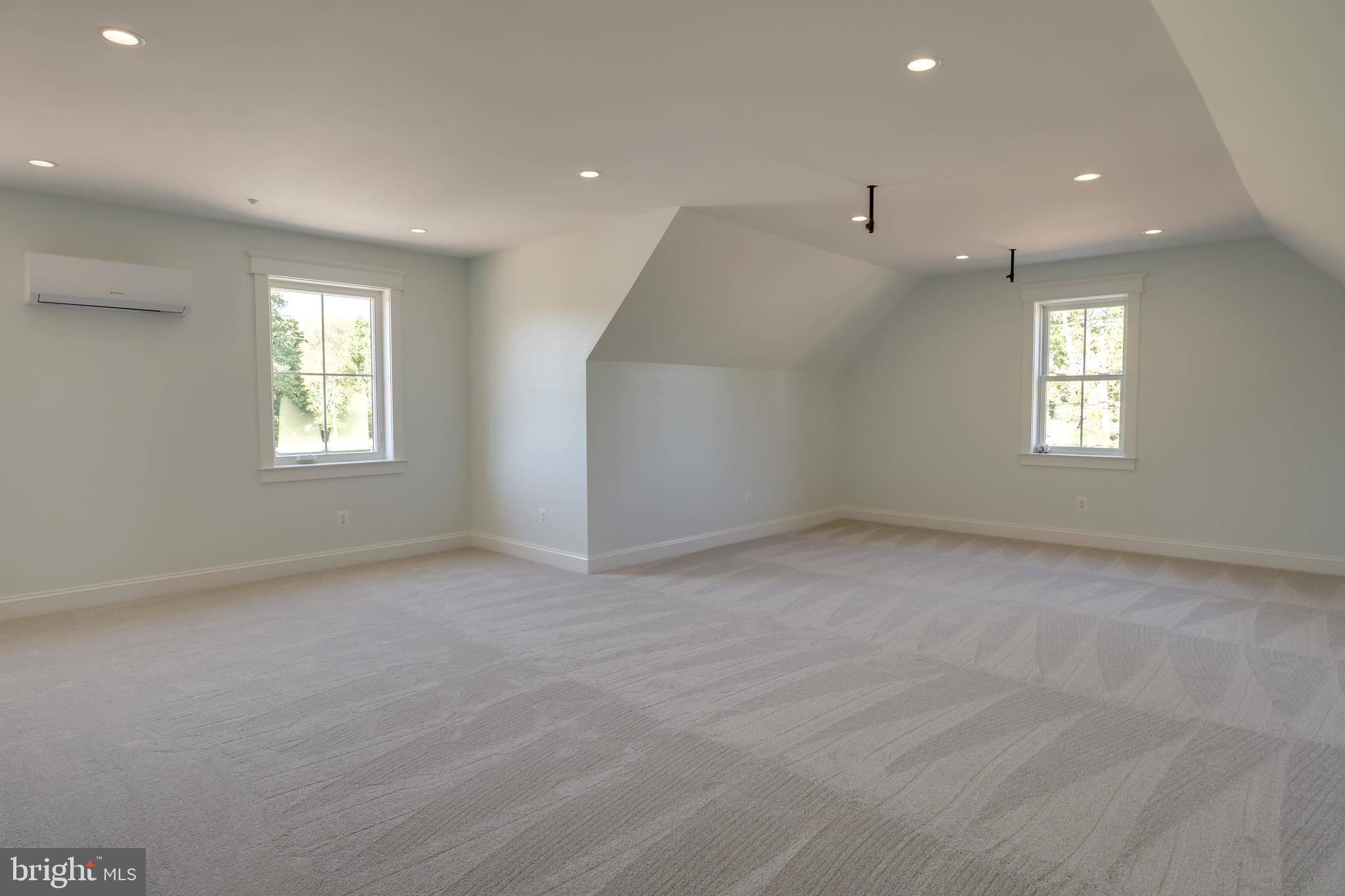 205 River Road Chestertown, MD 21620 - Photo 50 of 72 an empty room with windows and closet