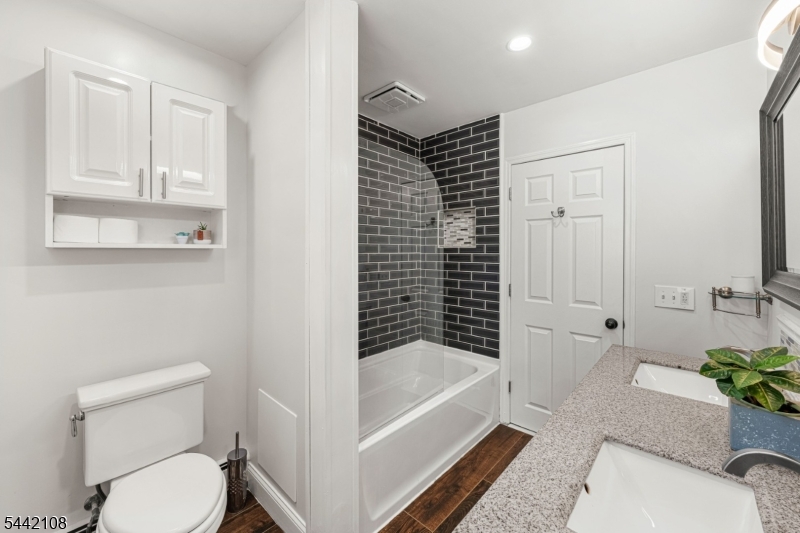37 Barley Sheaf Road Flemington, NJ 08822 - Photo 16 of 37