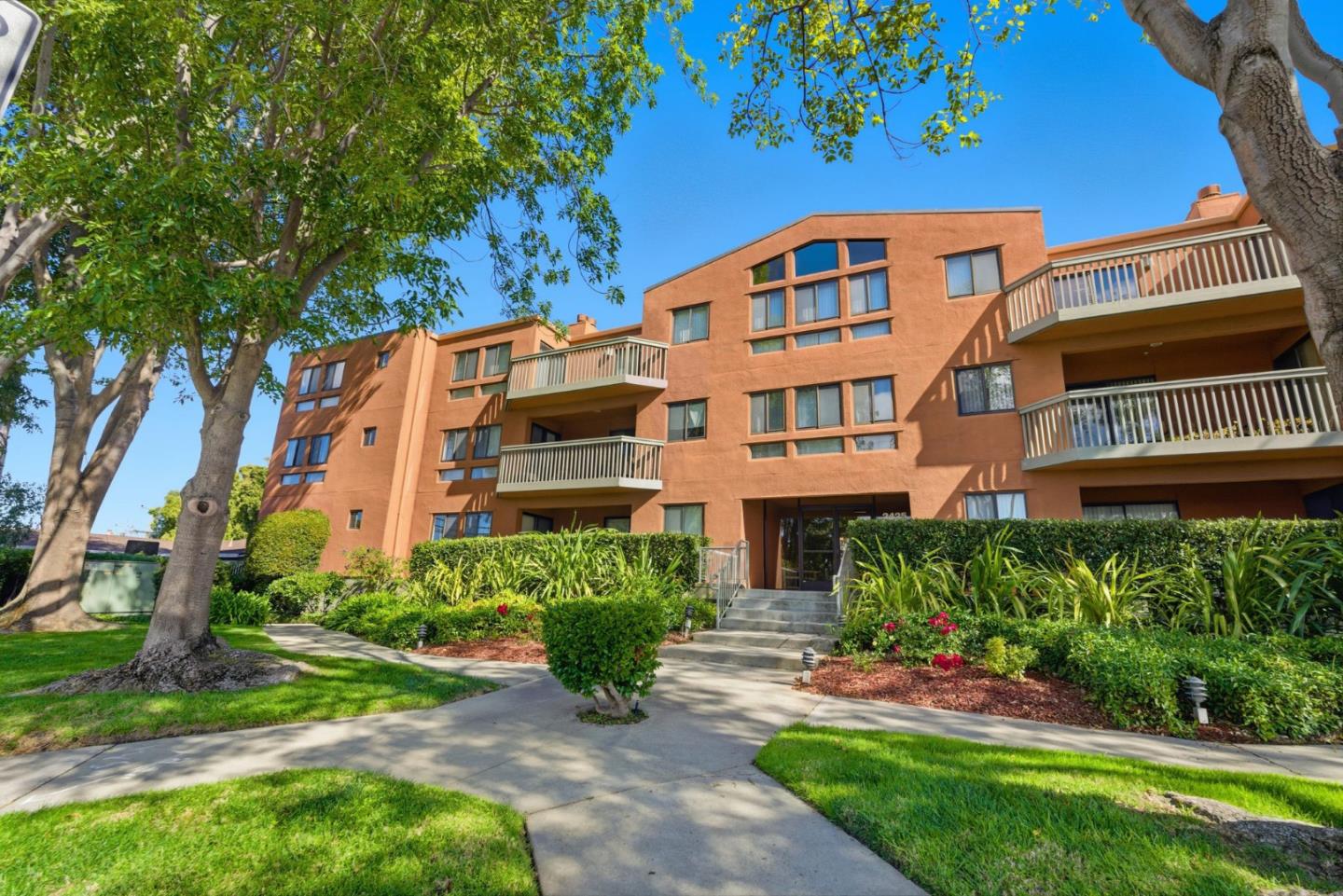 2425 South Norfolk Street, Unit 102 San Mateo, CA 94403 - Photo 21 of 24