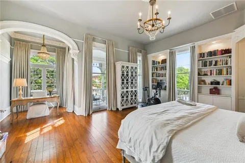 $1,850,000 | 639 Esplanade Avenue, New Orleans, LA 70116