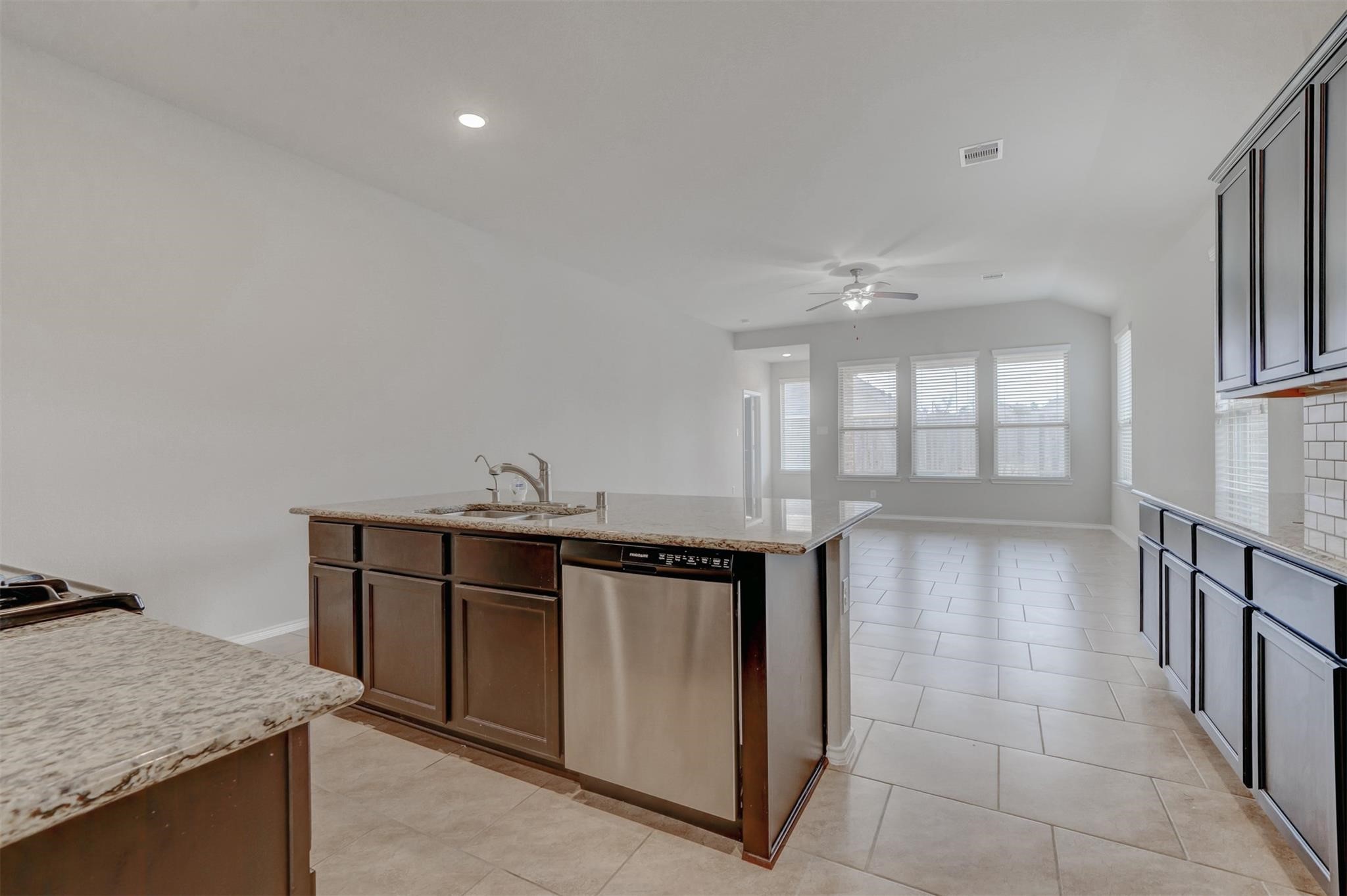 24311 North Newcastle Bay Trail Spring, TX 77389 - Photo 7 of 25