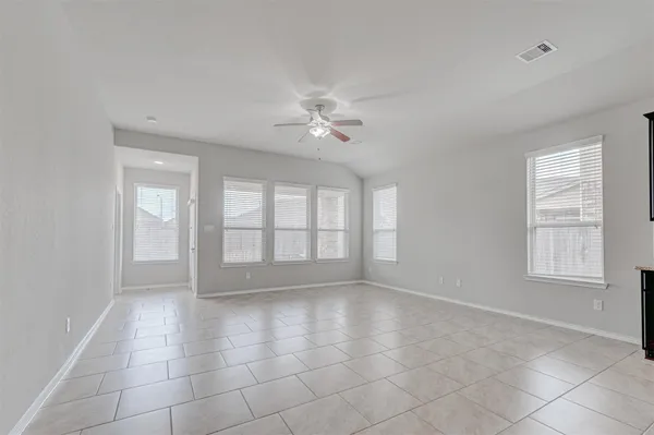 $2,750 | 24311 North Newcastle Bay Trail, Spring, TX 77389