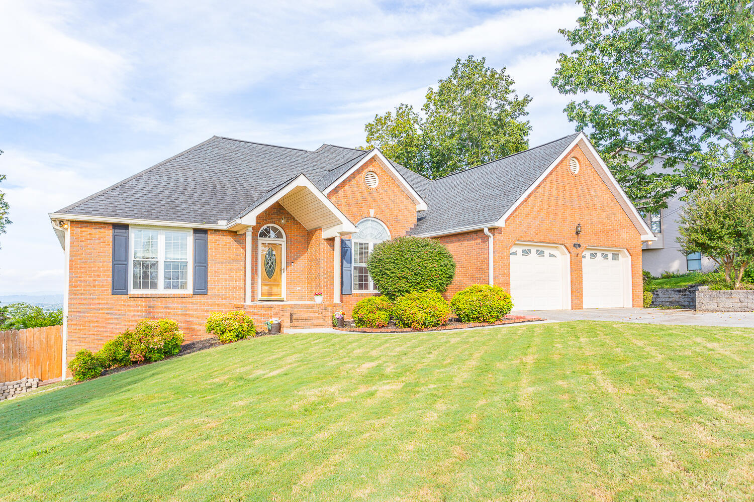 4011 Brock Road Chattanooga, TN 37421 - Photo 1 of 38 Welcome home!