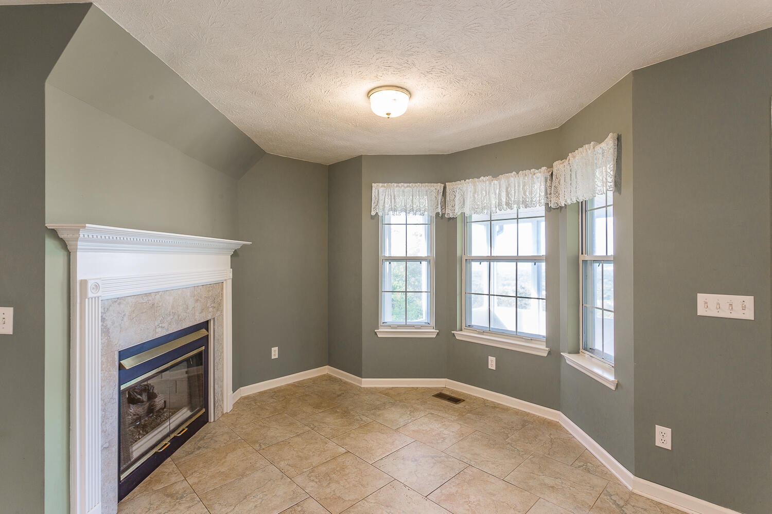 4011 Brock Road Chattanooga, TN 37421 - Photo 11 of 38 keeping room