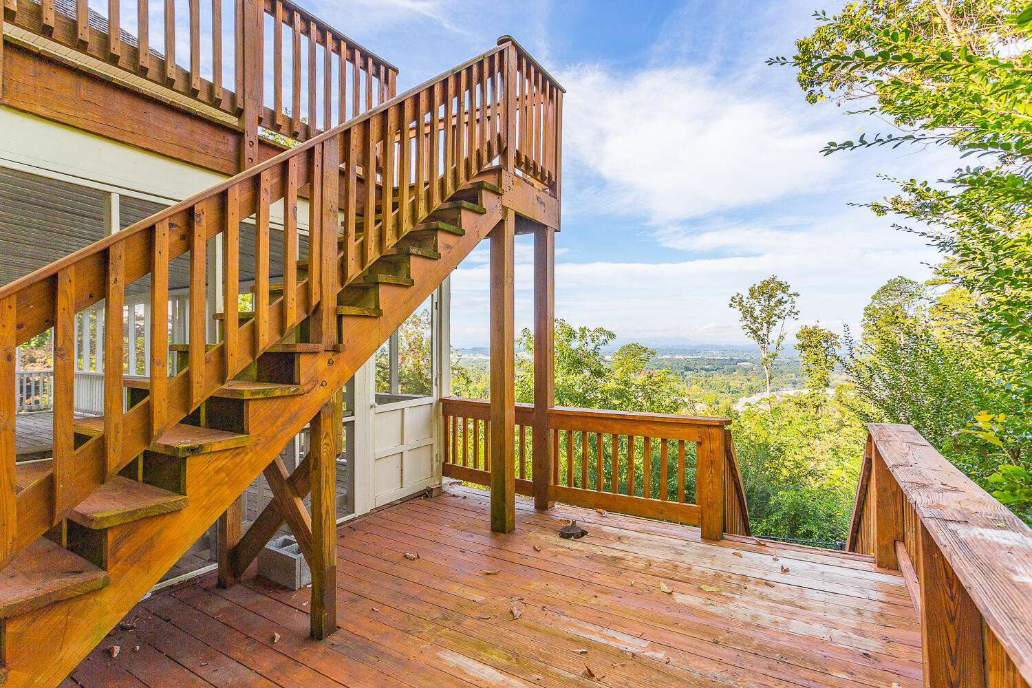 4011 Brock Road Chattanooga, TN 37421 - Photo 17 of 38 lower level deck