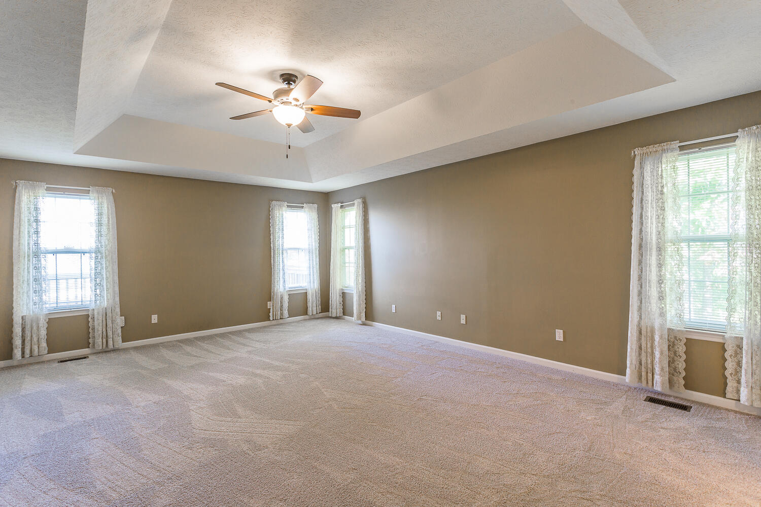 4011 Brock Road Chattanooga, TN 37421 - Photo 19 of 38 master suite with views!