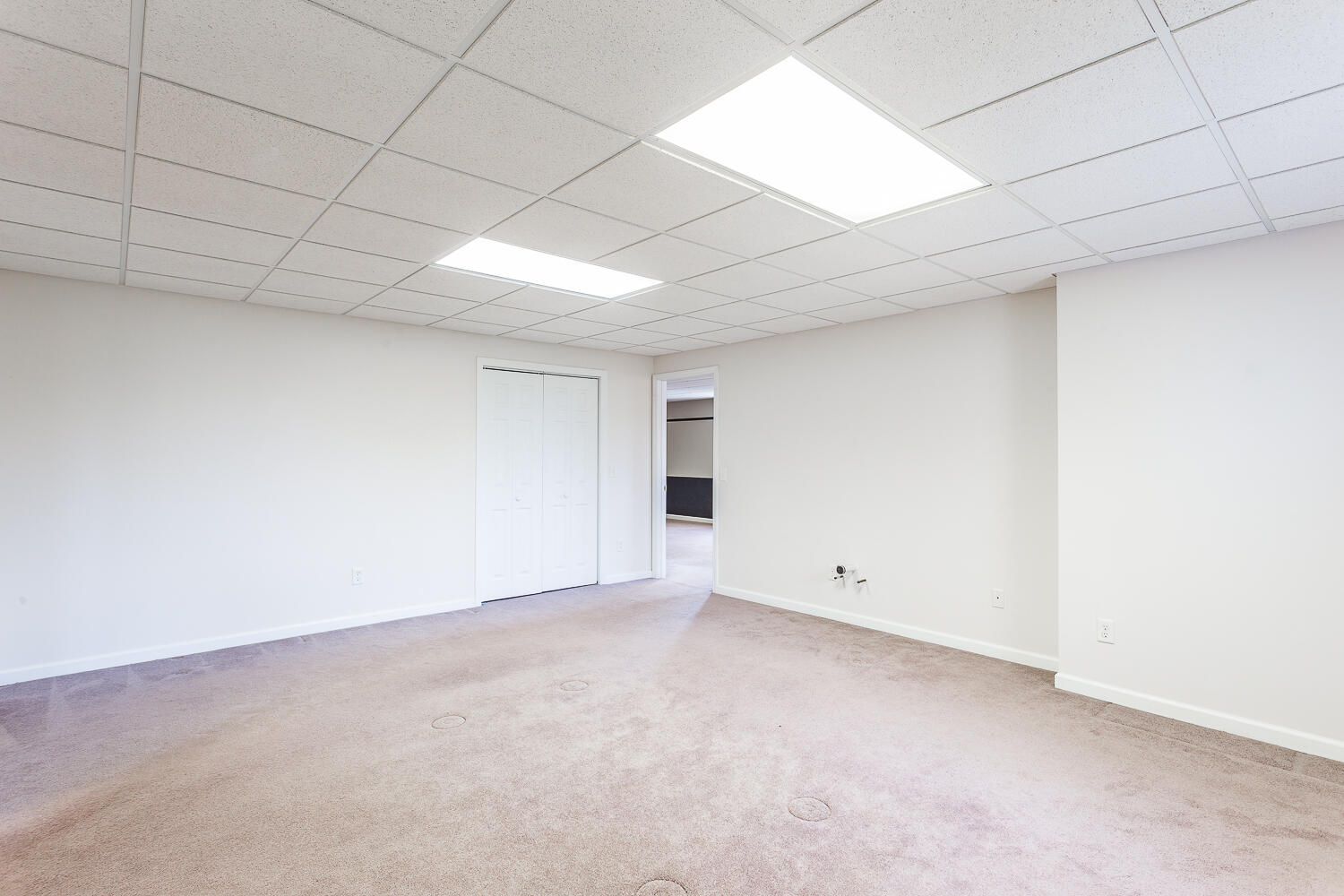4011 Brock Road Chattanooga, TN 37421 - Photo 30 of 38 basement rec room