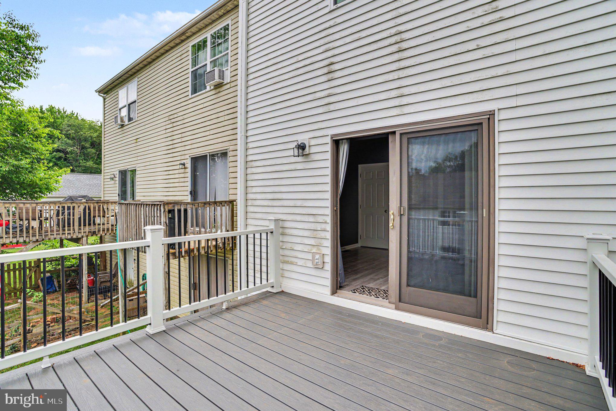 122 Cherry Tree Lane Elkton, MD 21921 - Photo 15 of 37 Spacious deck