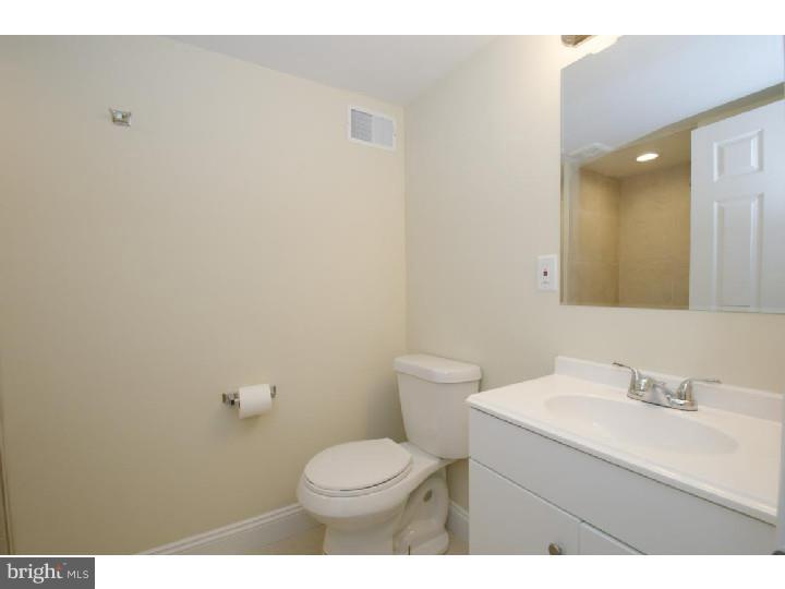 1840 Farrington Road Philadelphia, PA 19151 - Photo 19 of 24 Gallery Image 19