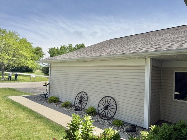 400 South Rice Street, Unit 2 Whitewater, WI 53190 - Photo 4 of 27 SIDE