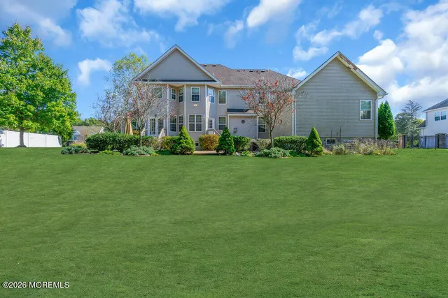 $1,549,000 | 10 Meadow Run Court, Jackson, NJ 08527