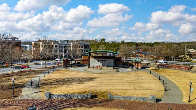 a picture of city view with sitting space