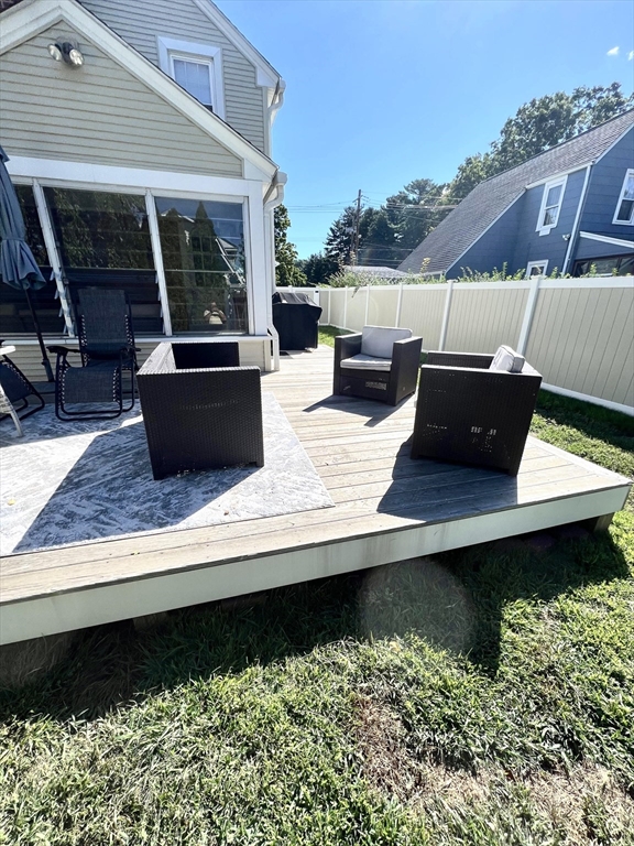 5 Fenimore Boulevard Springfield, MA 01108 - Photo 23 of 24