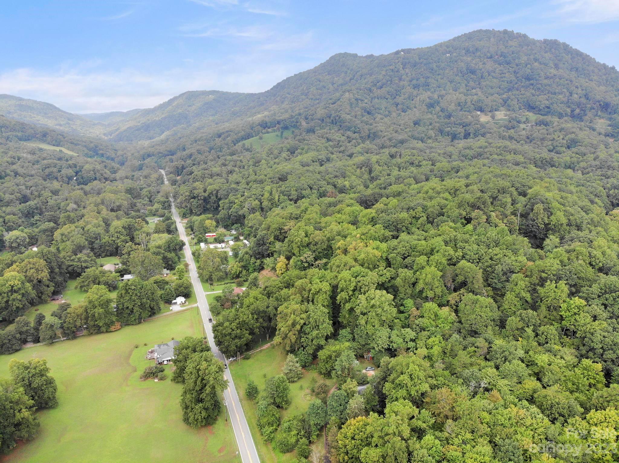 1850 Nc Highway Tryon, NC 28782 - Photo 32 of 35 Gallery Image 32