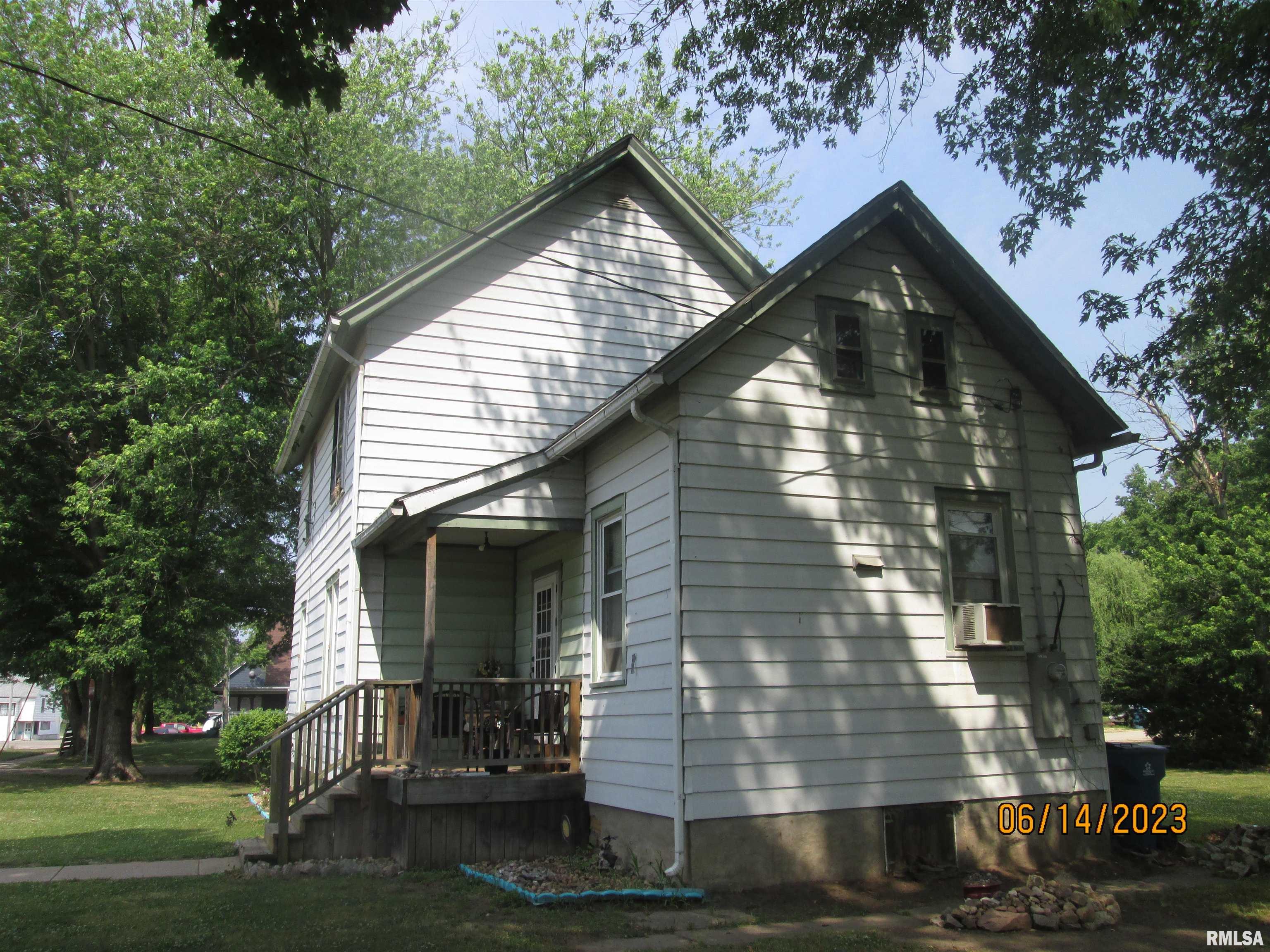 1706 Pike Road Savanna, IL 61074 - Photo 3 of 19 Gallery Image 3