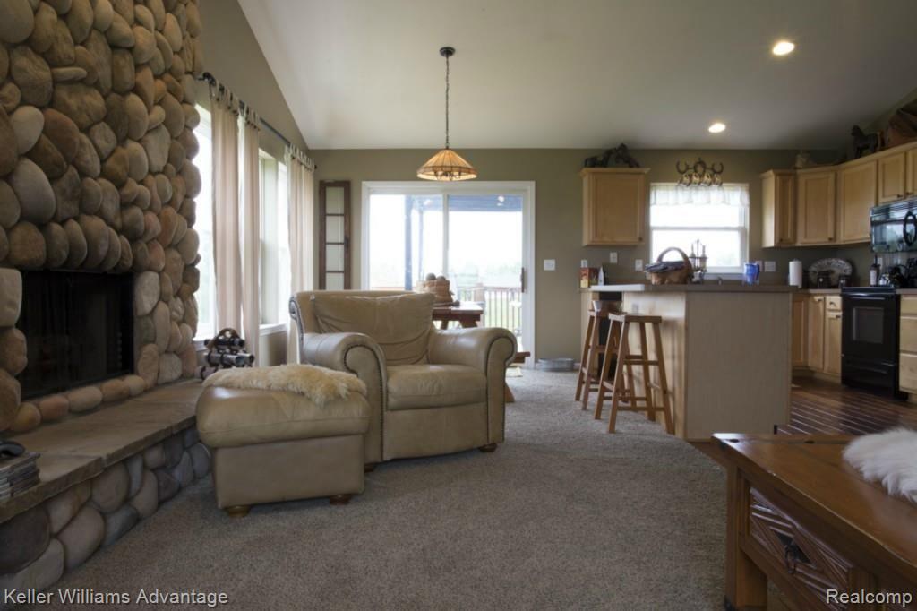 4976 Crandall Road Howell, MI 48855 - Photo 7 of 48 28_Crandall.jpg