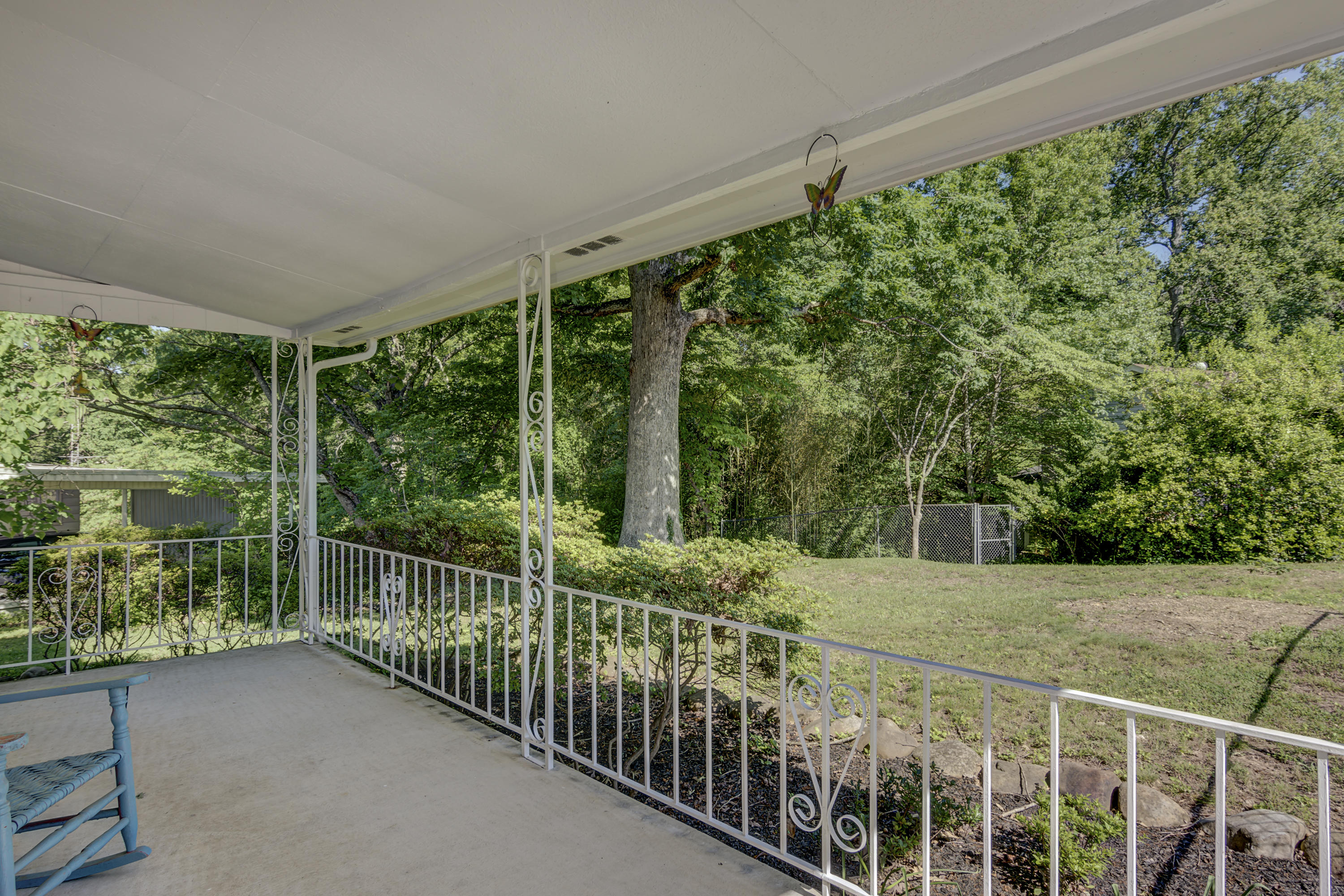 106 Outer Drive Oak Ridge, TN 37830 - Photo 13 of 17 Covered back porch