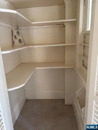 $2,500 | 252 Highwood Avenue, Unit 1, Ridgewood, NJ 07450