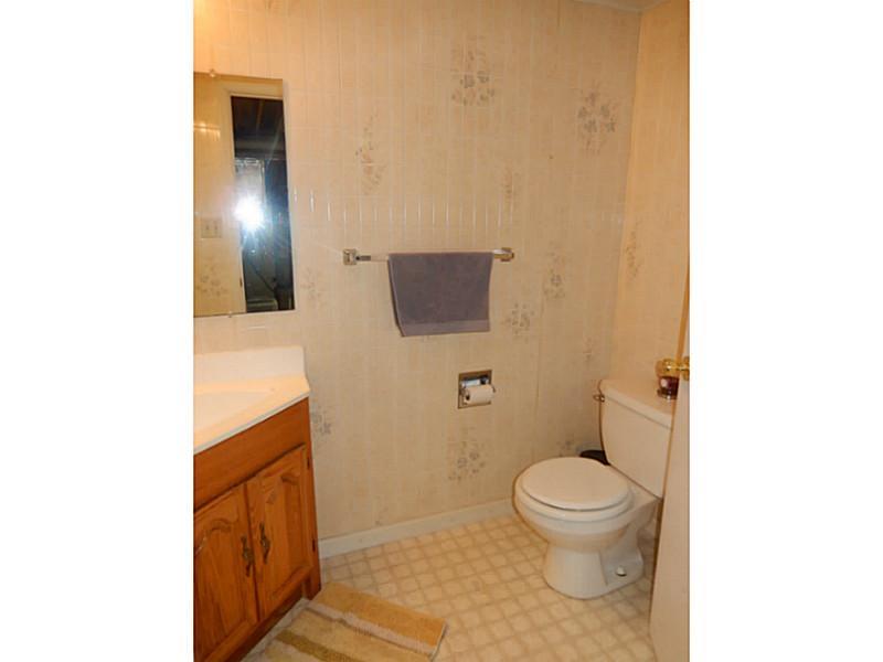 405 Marguerite Road Latrobe, PA 15650 - Photo 19 of 24 Full Bath. full bath in lower level