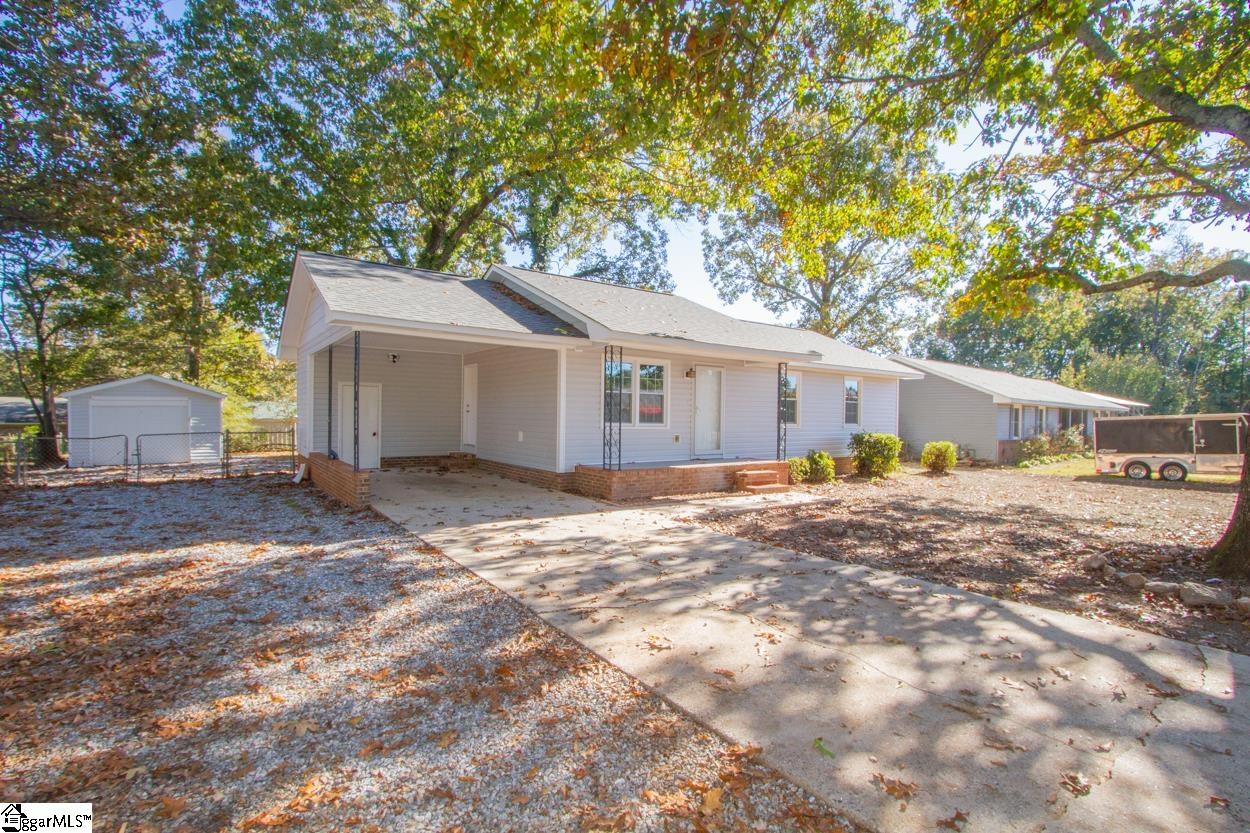 2402 Old Williamston Road Anderson, SC 29621 - Photo 2 of 30