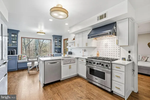 $1,695,000 | 644 Robinson Lane, Haverford, PA 19041